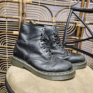 Insulated Dr Martens